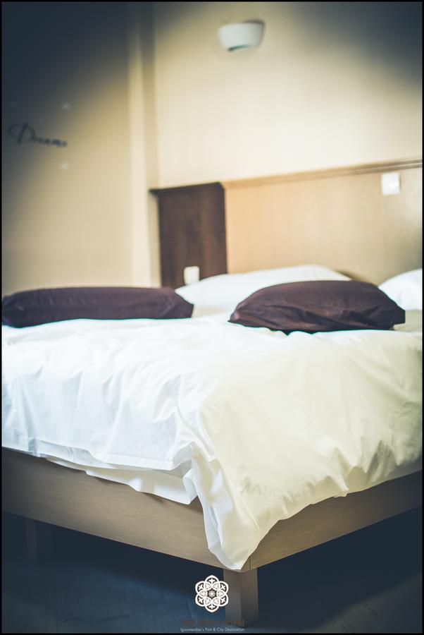 איגומניטסה Aktaion Hotel מראה חיצוני תמונה