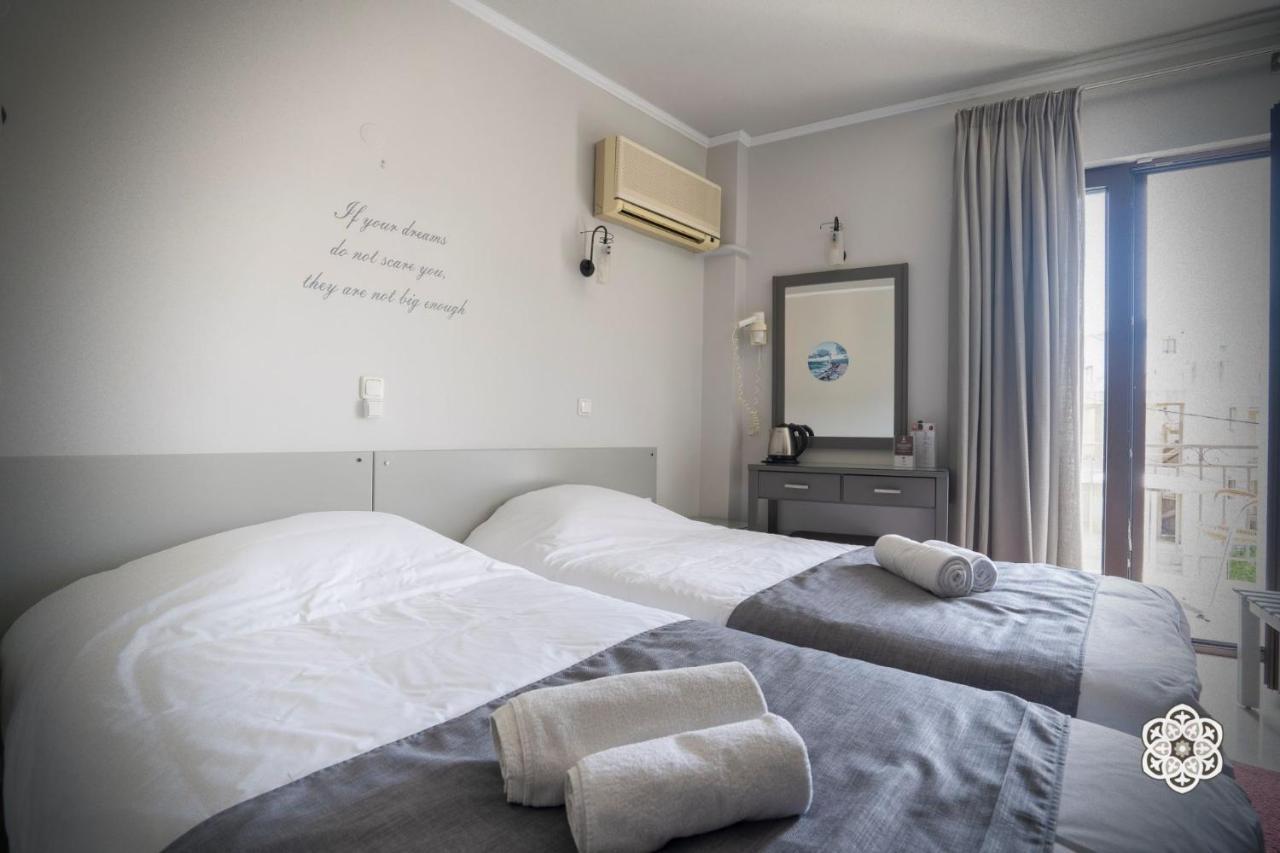 איגומניטסה Aktaion Hotel מראה חיצוני תמונה